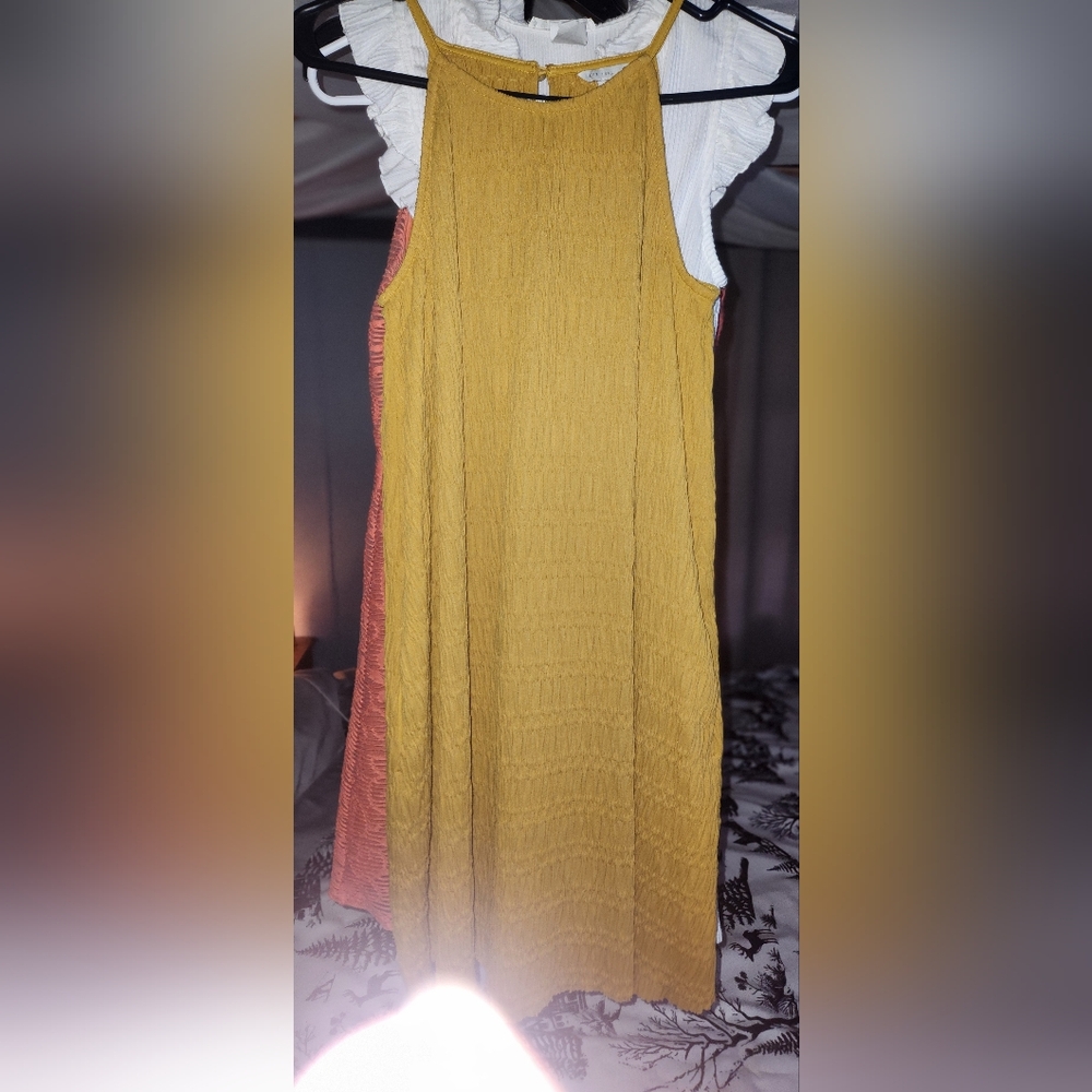 3 Dress Bundle - Picture 3 of 10